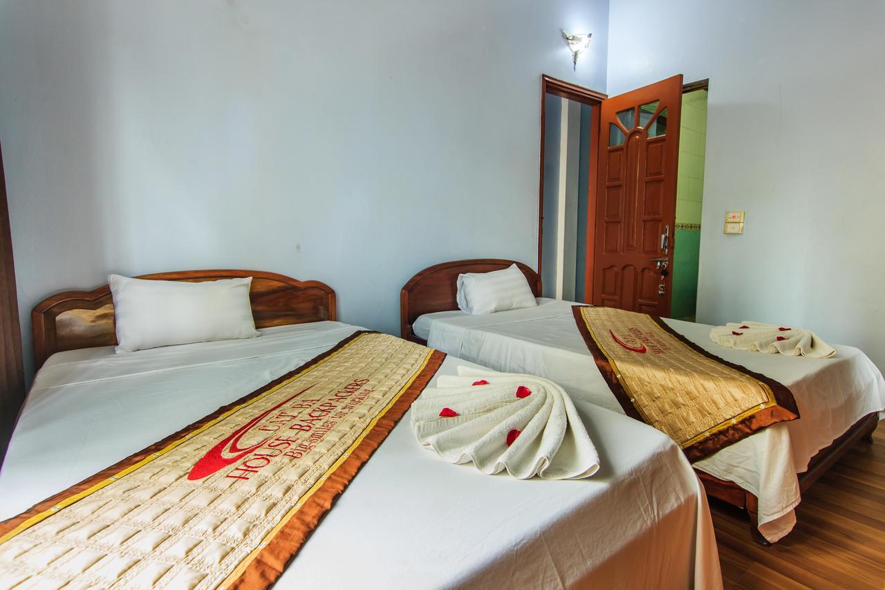 מלון Dong Khe Sau Cat Ba House Backpackers מראה חיצוני תמונה
